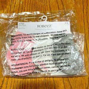 Robeez socks girl baby infant 3 pair 0-6 months pink white and gray